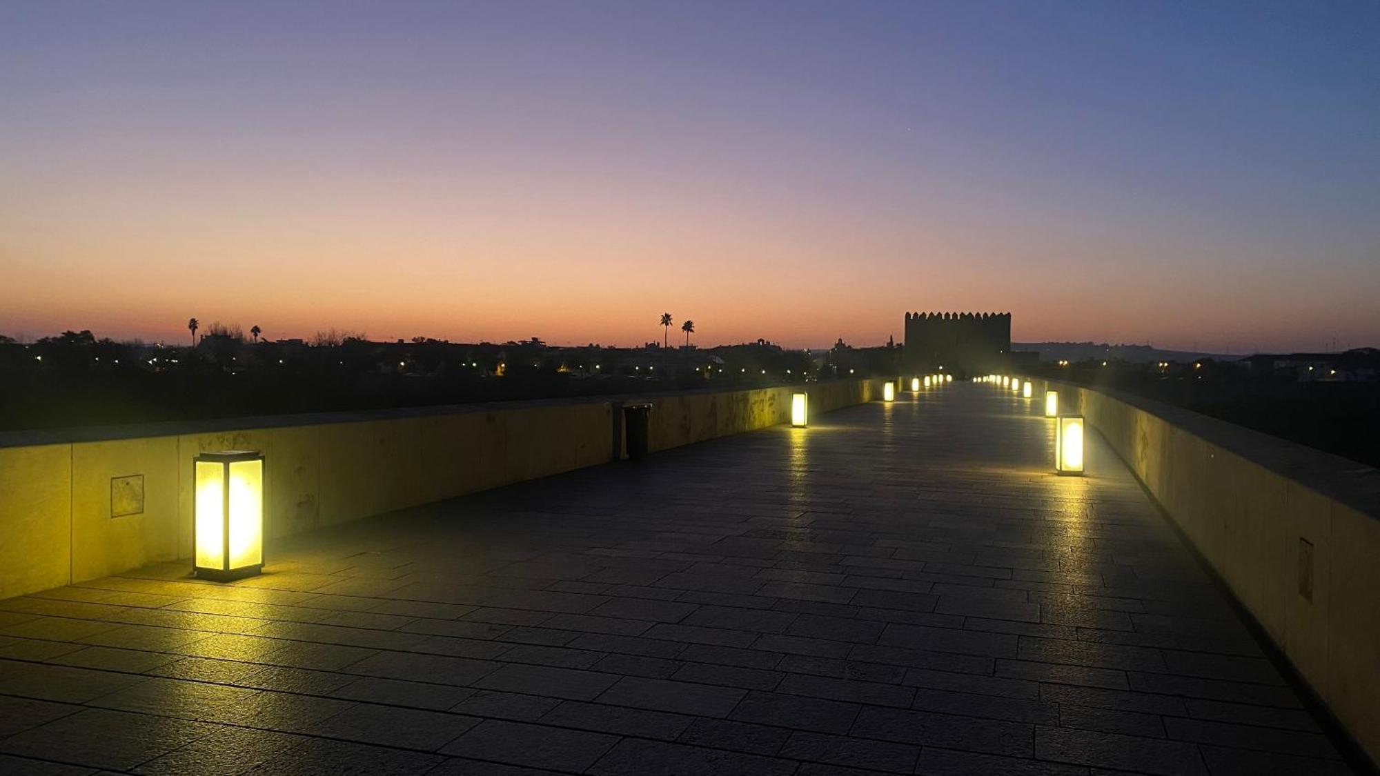 Duplex Junto Al Puente Romano Con Gran Terraza Y Parking Privado Cordoba Ngoại thất bức ảnh